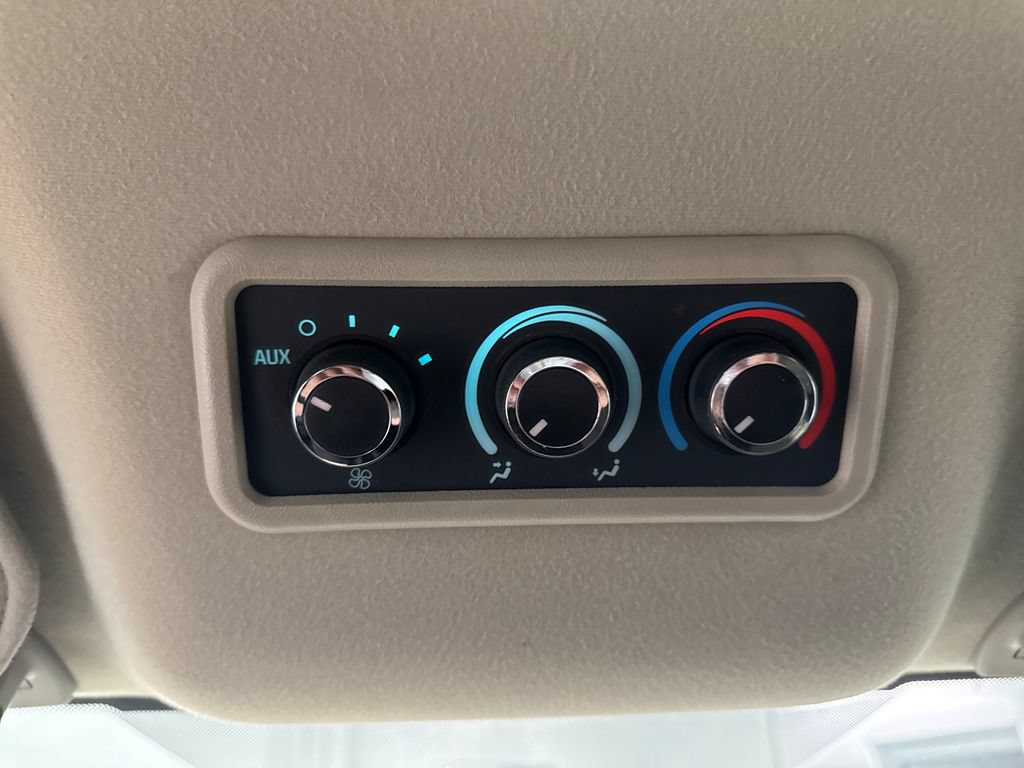 Used 2016 Chevrolet Express 2500 LT w/ LT Preferred Equipment Group RWD image 18
