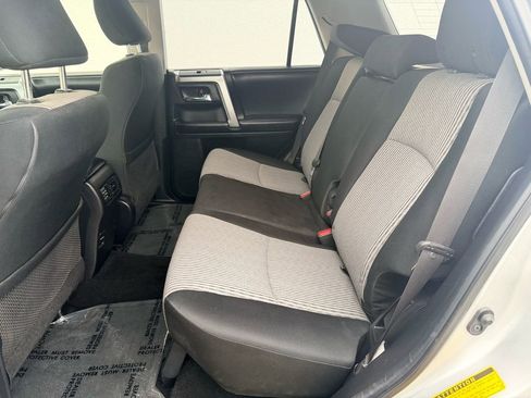 Used 2016 Toyota 4Runner SR5 image 13