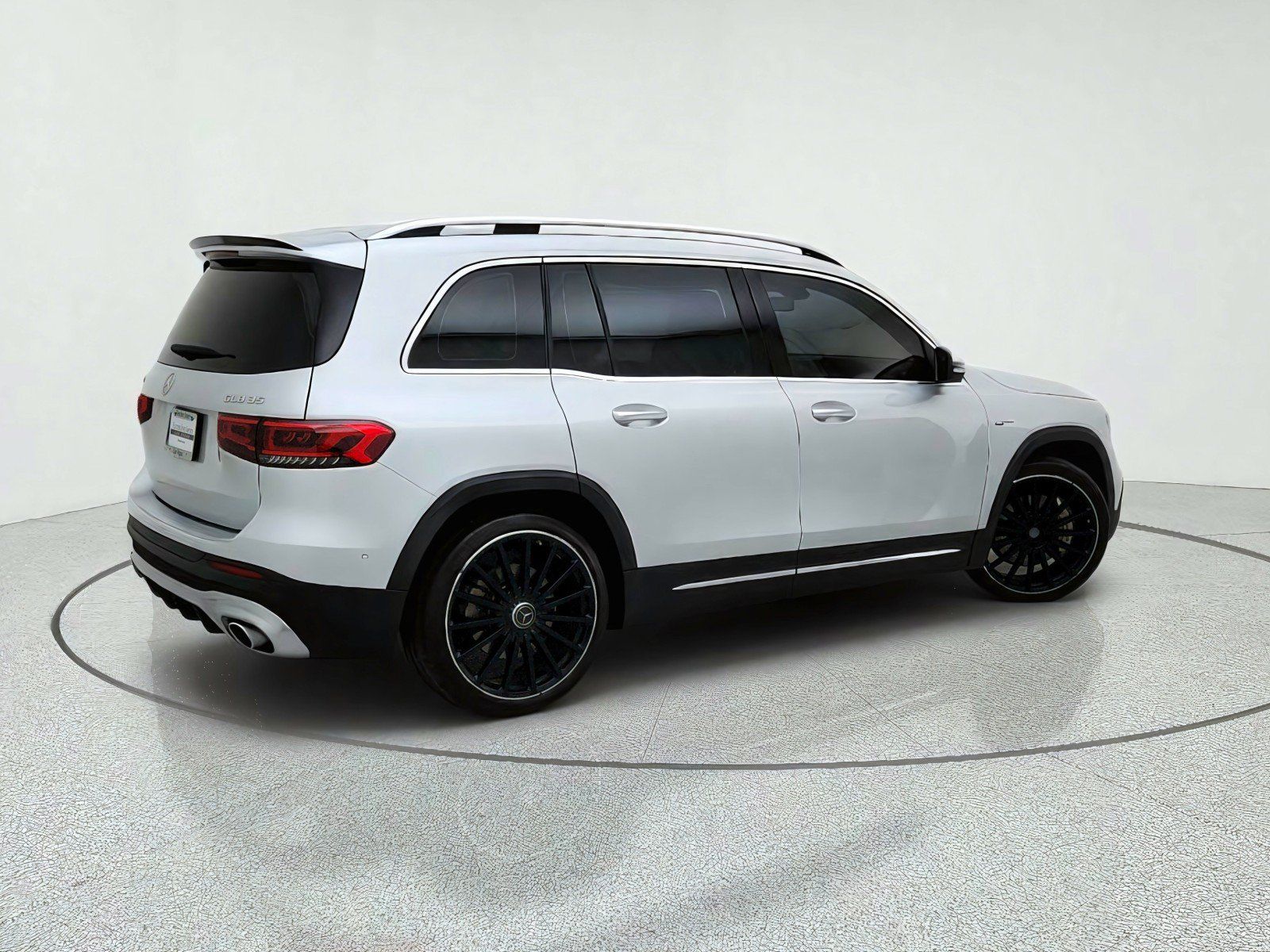 Used 2023 Mercedes-Benz GLB 35 AMG 4MATIC image 8