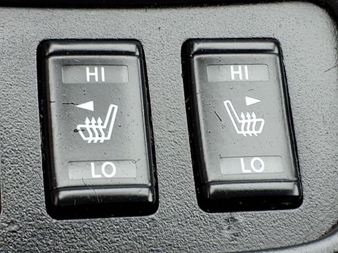 Used 2016 Nissan Sentra SR FWD image 9