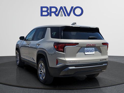 Used 2026 GMC Terrain Elevation FWD image 3