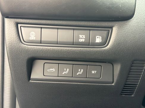 Used 2025 MAZDA CX-50 AWD 2.5 Hybrid w/ Premium Pkg image 18