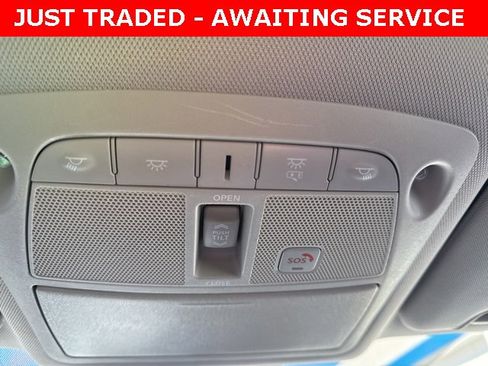 Used 2016 Nissan Rogue SL w/ SL Premium Package image 21