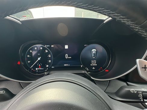 Used 2024 Alfa Romeo Giulia Veloce image 29