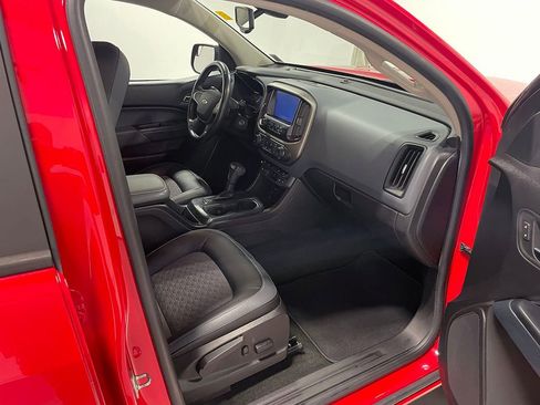 Used 2018 Chevrolet Colorado Z71 AWD/4WD image 26