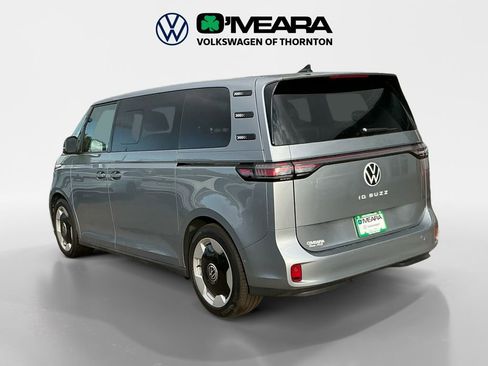 New 2025 Volkswagen ID. Buzz Pro S image 2
