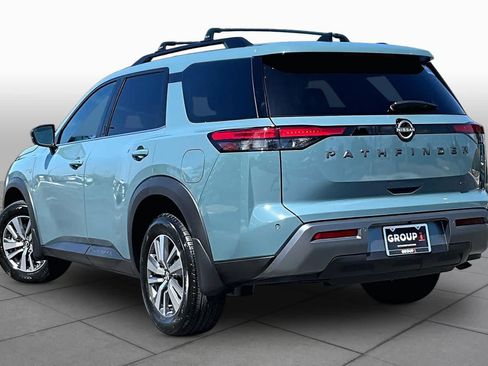 New 2026 Nissan Pathfinder SL FWD image 12