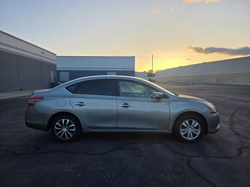 Used 2014 Nissan Sentra SV FWD image 8