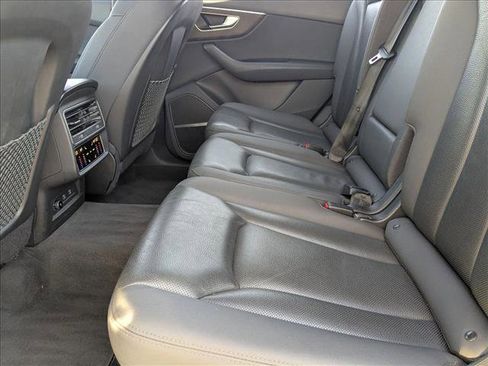 Used 2021 Audi Q7 2.0T Premium Plus w/ Executive Package image 18