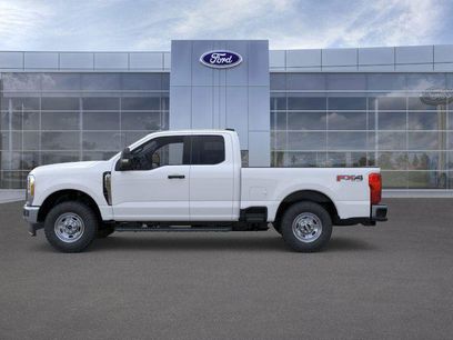 New 2026 Ford F250 XL w/ XL Off-Road Package
