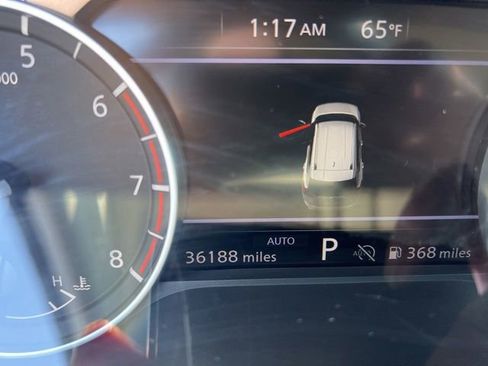 Used 2025 Nissan Rogue SV AWD/4WD image 12
