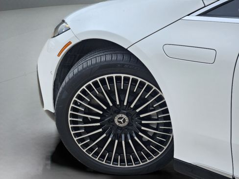 Certified 2023 Mercedes-Benz EQS 580 4MATIC Sedan image 22