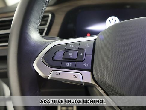 Used 2024 Volkswagen Atlas SEL Premium R-Line AWD/4WD image 4