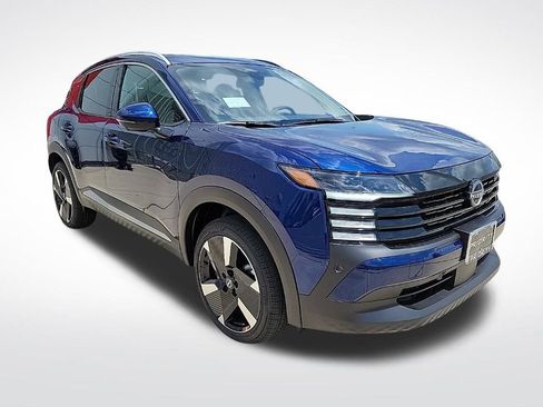 New 2025 Nissan Kicks SR w/ SR Premium Package image 7