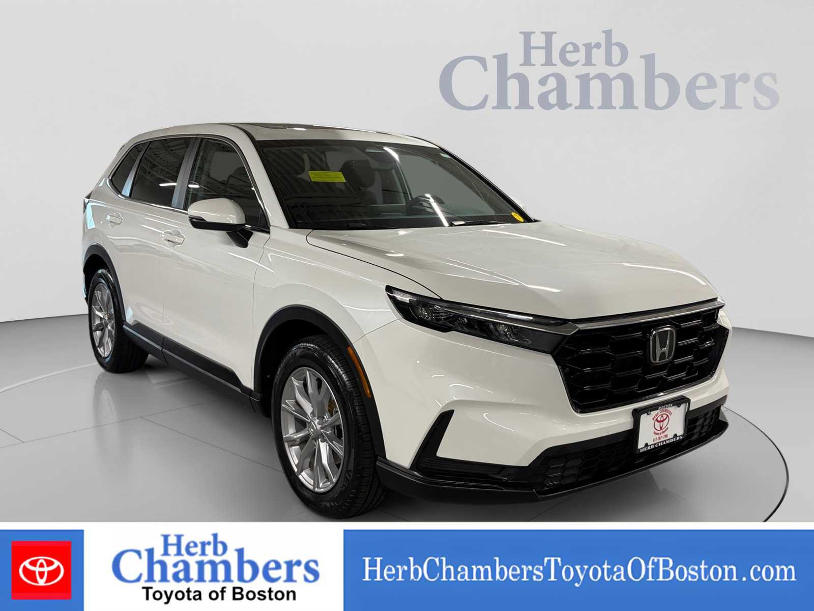 Used 2023 Honda CR-V EX image 1