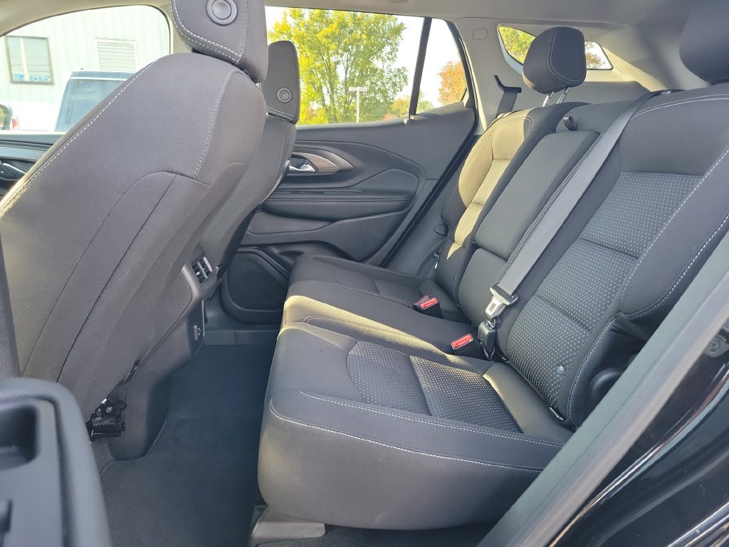 Used 2024 GMC Terrain SLE FWD image 18