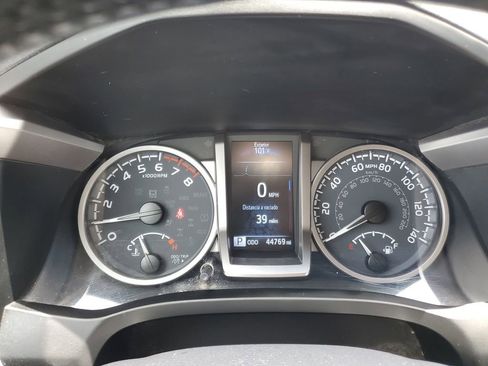 Used 2022 Toyota Tacoma SR5 image 16