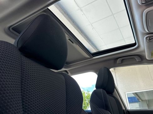 Used 2019 Subaru Forester Premium AWD/4WD image 17