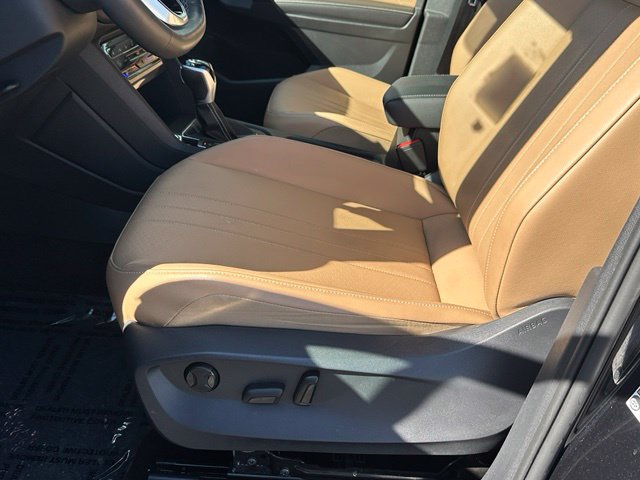 Used 2023 Volkswagen Tiguan SE AWD/4WD image 23
