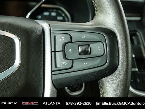 Used 2021 GMC Yukon SLT w/ SLT Premium Package image 12