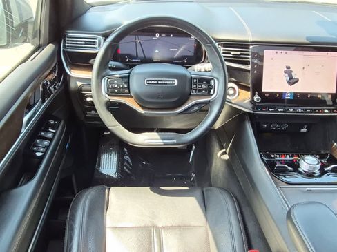 Used 2022 Jeep Grand Wagoneer Series I AWD/4WD image 10