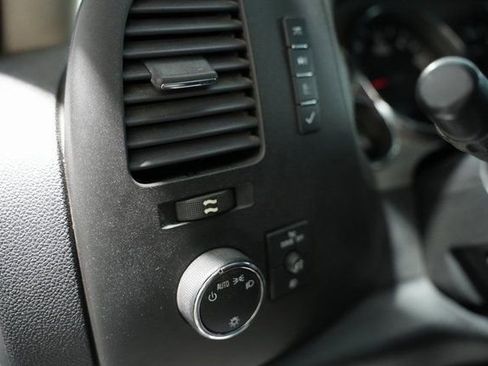 Used 2011 GMC Sierra 1500 SLE w/ Power Tech Package image 11