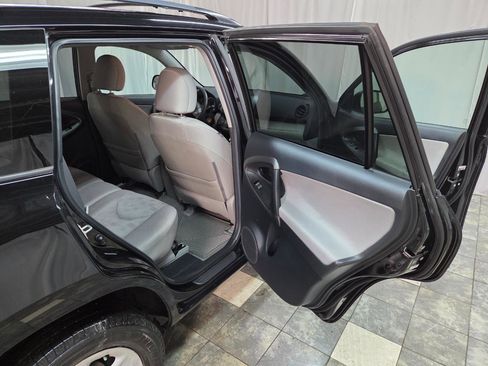 Used 2012 Toyota RAV4 4WD w/ Value Pkg image 12