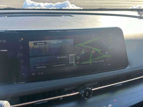 Used 2023 Nissan Ariya AWD image 26