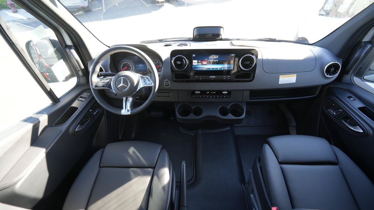 New 2026 Mercedes-Benz Sprinter 2500 image 15