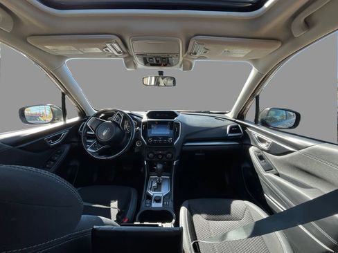 Used 2021 Subaru Forester Premium image 9