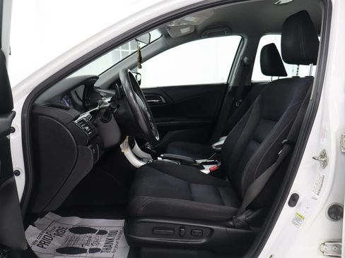 Used 2014 Honda Accord Sport image 10
