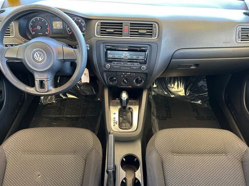 Used 2014 Volkswagen Jetta S FWD image 15