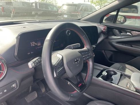 Used 2024 Chevrolet Blazer EV RS AWD/4WD image 9