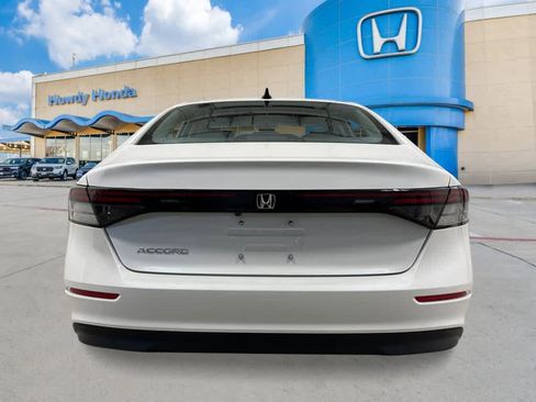 New 2026 Honda Accord SE image 4