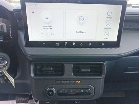 New 2025 Ford Maverick XL image 21