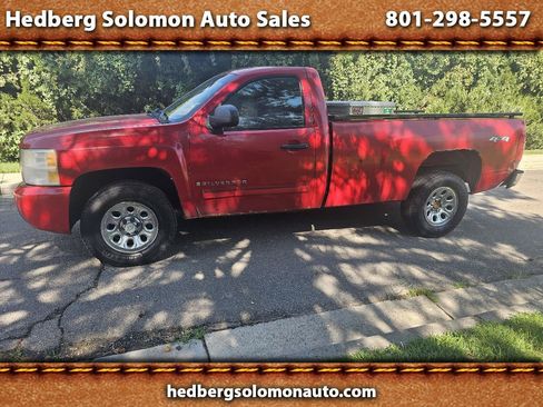 Used 2009 Chevrolet Silverado 1500 LT AWD/4WD image 1