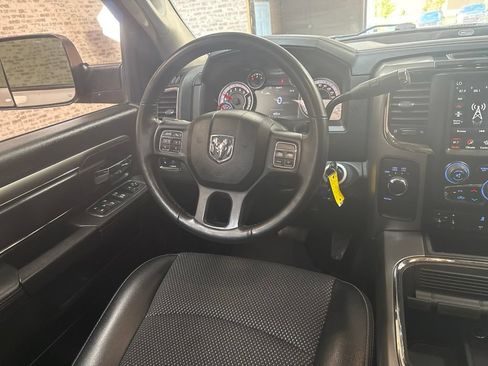 Used 2018 RAM 2500 Big Horn w/ Sport Appearance Group AWD/4WD image 17