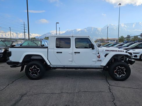 Used 2020 Jeep Gladiator Rubicon AWD/4WD image 2