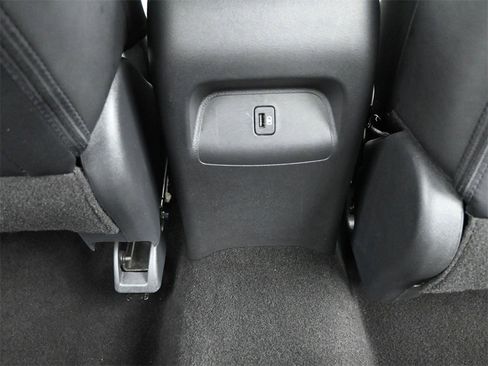 Used 2024 Nissan Sentra SR w/ SR Premium Package image 14