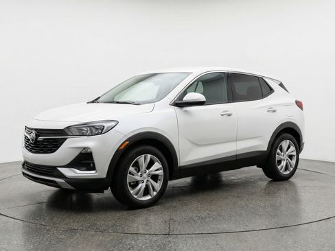 Used 2025 Buick Encore GX Preferred AWD/4WD image 3