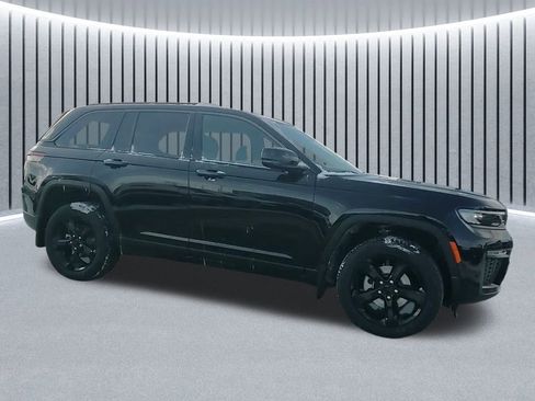 New 2026 Jeep Grand Cherokee Limited image 4