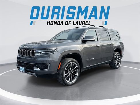 Used 2022 Jeep Wagoneer Series III w/ Premium Group I image 1