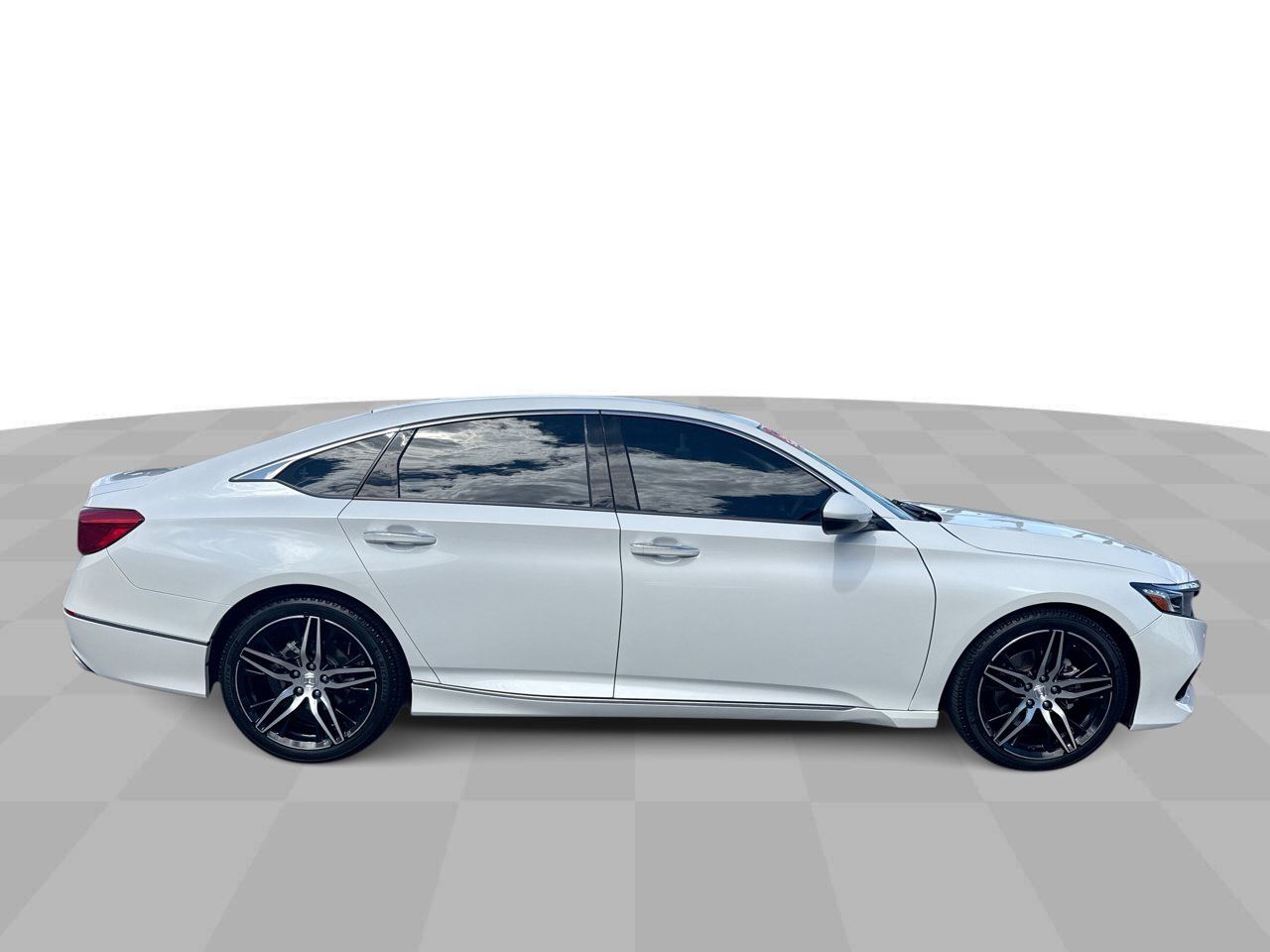 Used 2021 Honda Accord Touring image 9