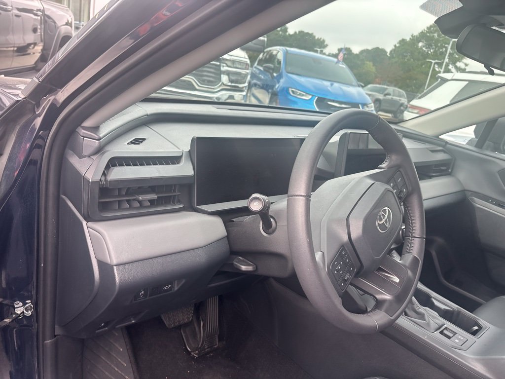 Used 2026 Toyota RAV4 XLE Premium AWD/4WD image 19