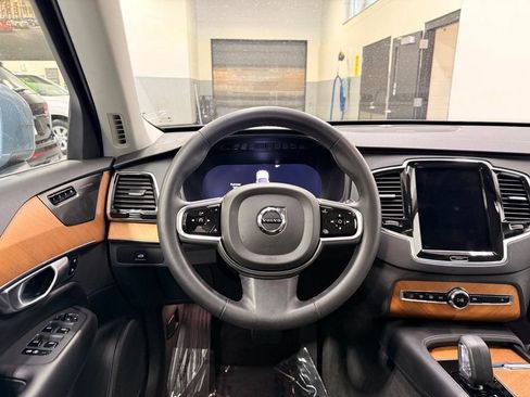 Used 2023 Volvo XC90 B5 Plus AWD/4WD image 23