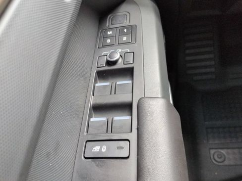 Used 2022 Land Rover Defender 110 X AWD/4WD image 26
