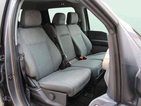 Used 2022 Ford F150 XLT image 30