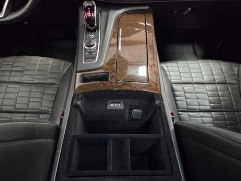 Used 2023 Cadillac Escalade ESV Sport Platinum w/ LPO, ONYX Package image 86