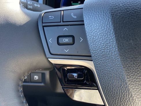 Used 2025 Toyota Camry XSE FWD image 24