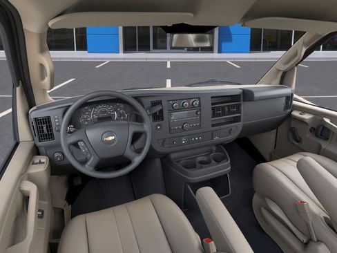 New 2025 Chevrolet Express 3500 w/ Driver Convenience Package image 38